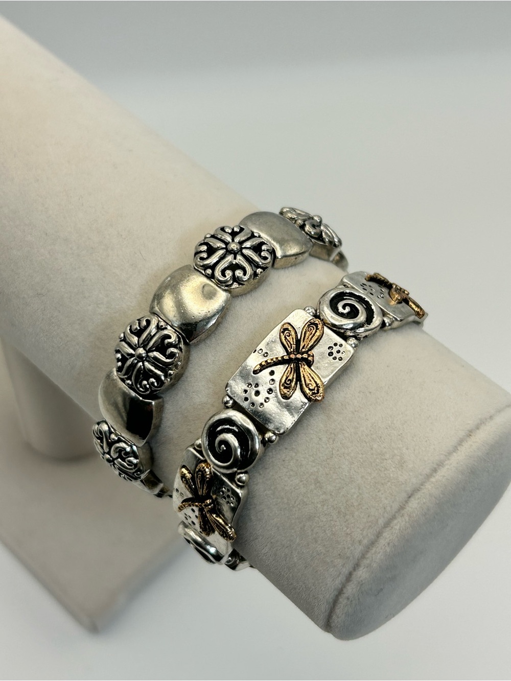 Silver & Gold-Tone Dragonfly Floral Stretch Bracelet Pair of 2 Vintage - Picture 3 of 13